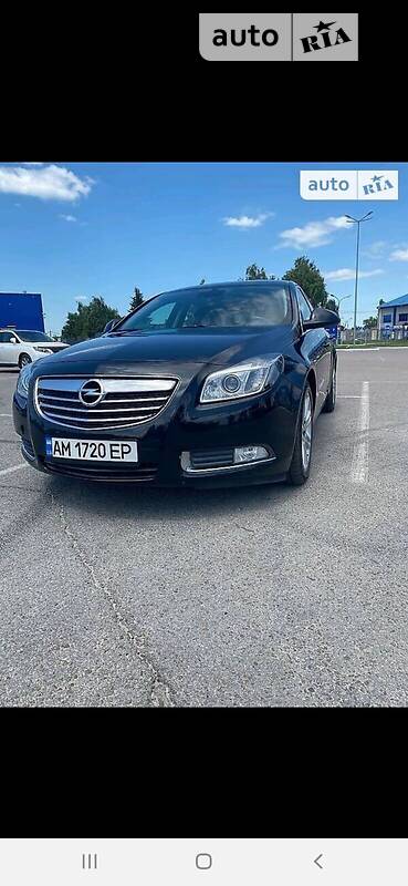 Седан Opel Insignia 2011 в Києві