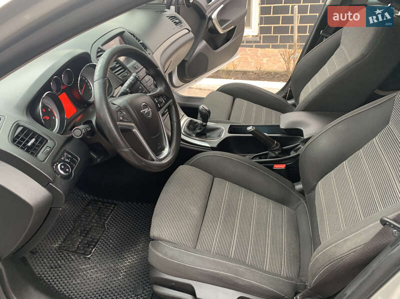 Универсал Opel Insignia 2013 в Виннице фото 10 Универсал Opel Insignia 2013 в Виннице