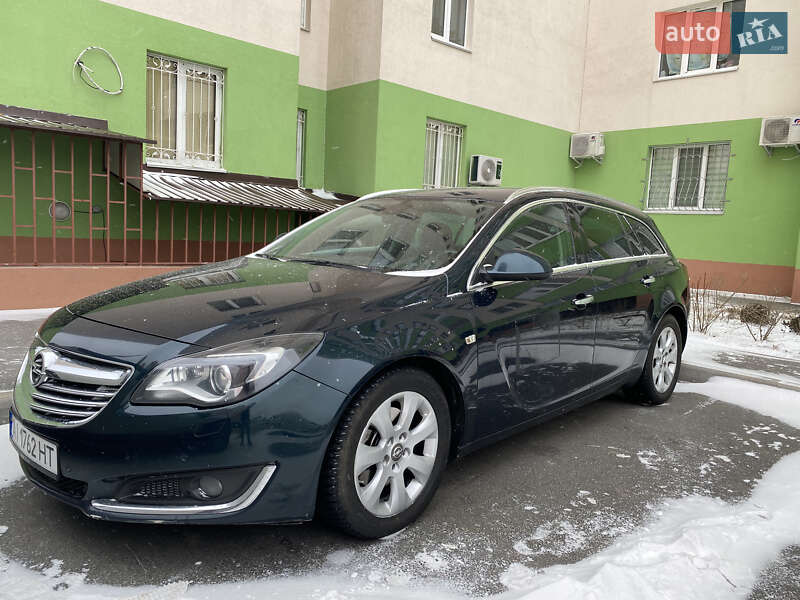 Универсал Opel Insignia 2014 в Киеве