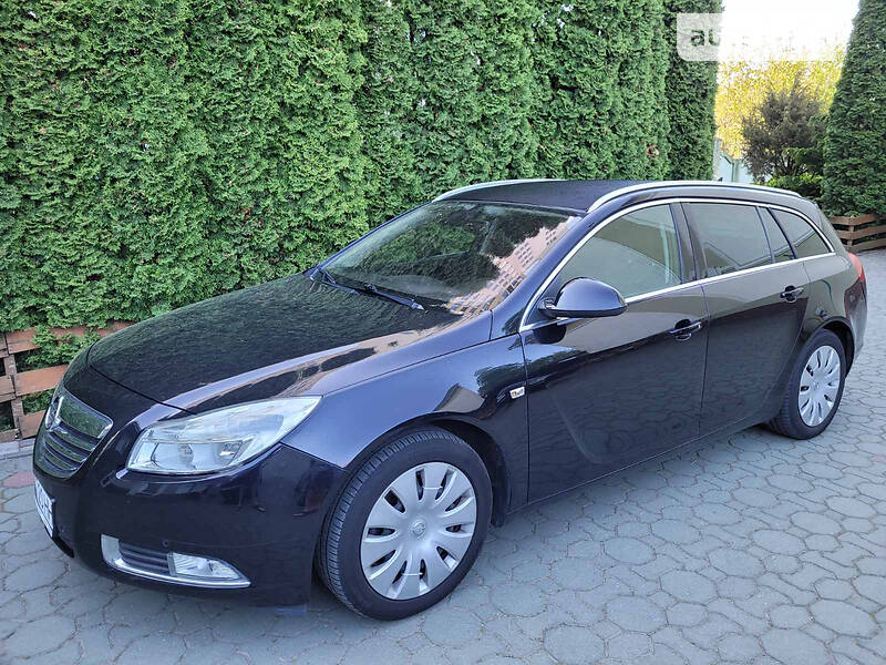 Універсал Opel Insignia 2009 в Хмельницькому