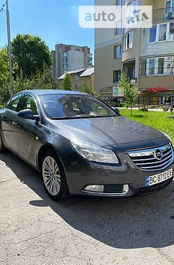 Хетчбек Opel Insignia 2012 в Львові