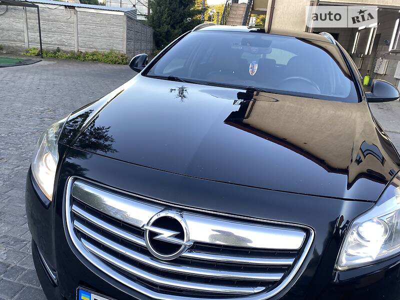 Opel Insignia 2011
