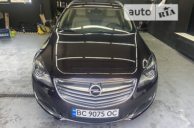 Універсал Opel Insignia 2014 в Івано-Франківську