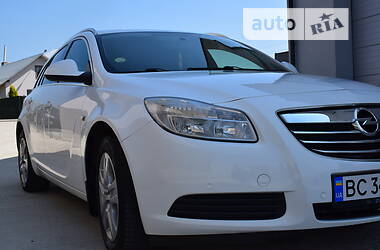 Универсал Opel Insignia 2010 в Дрогобыче