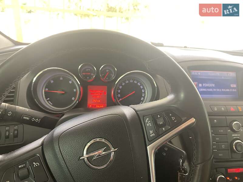 Opel Insignia 2010