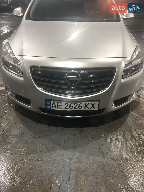 Универсал Opel Insignia 2010 в Каменском