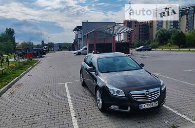 Універсал Opel Insignia 2013 в Хмельницькому