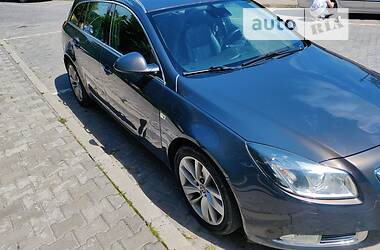 Універсал Opel Insignia 2013 в Хмельницькому