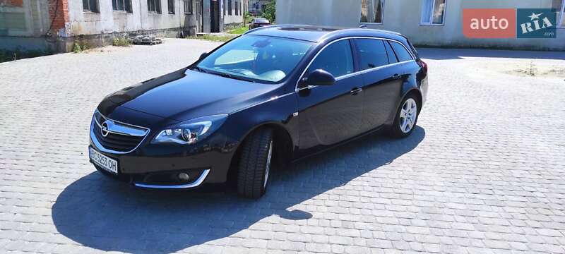Універсал Opel Insignia 2016 в Дрогобичі