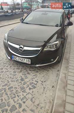 Универсал Opel Insignia 2015 в Львове