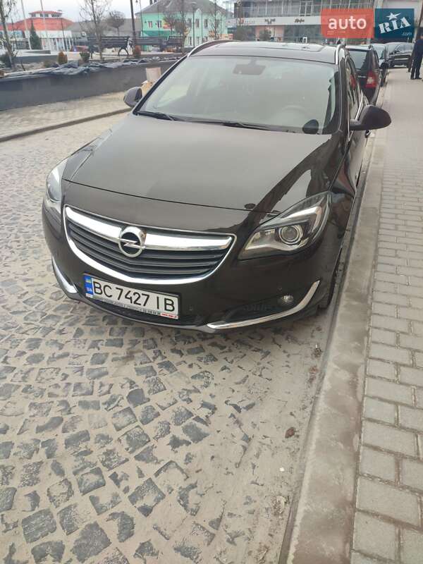 Универсал Opel Insignia 2015 в Львове