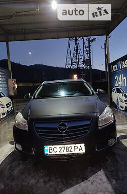 Универсал Opel Insignia 2011 в Львове