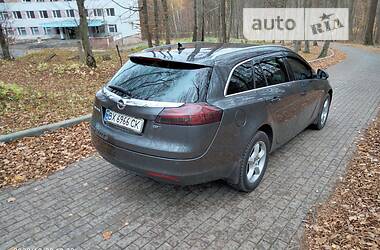 Універсал Opel Insignia 2011 в Хмельницькому