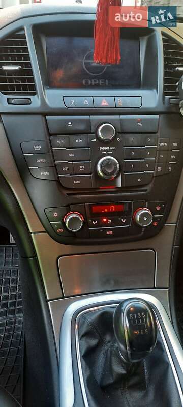 Універсал Opel Insignia 2010 в Львові