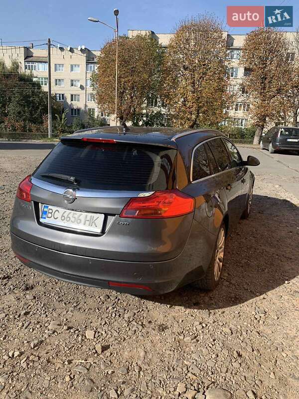 Універсал Opel Insignia 2010 в Львові