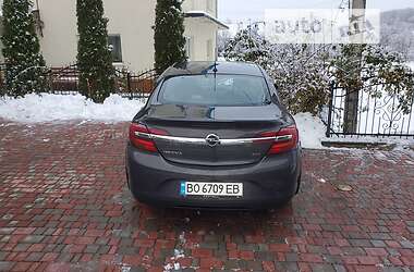Седан Opel Insignia 2013 в Козове