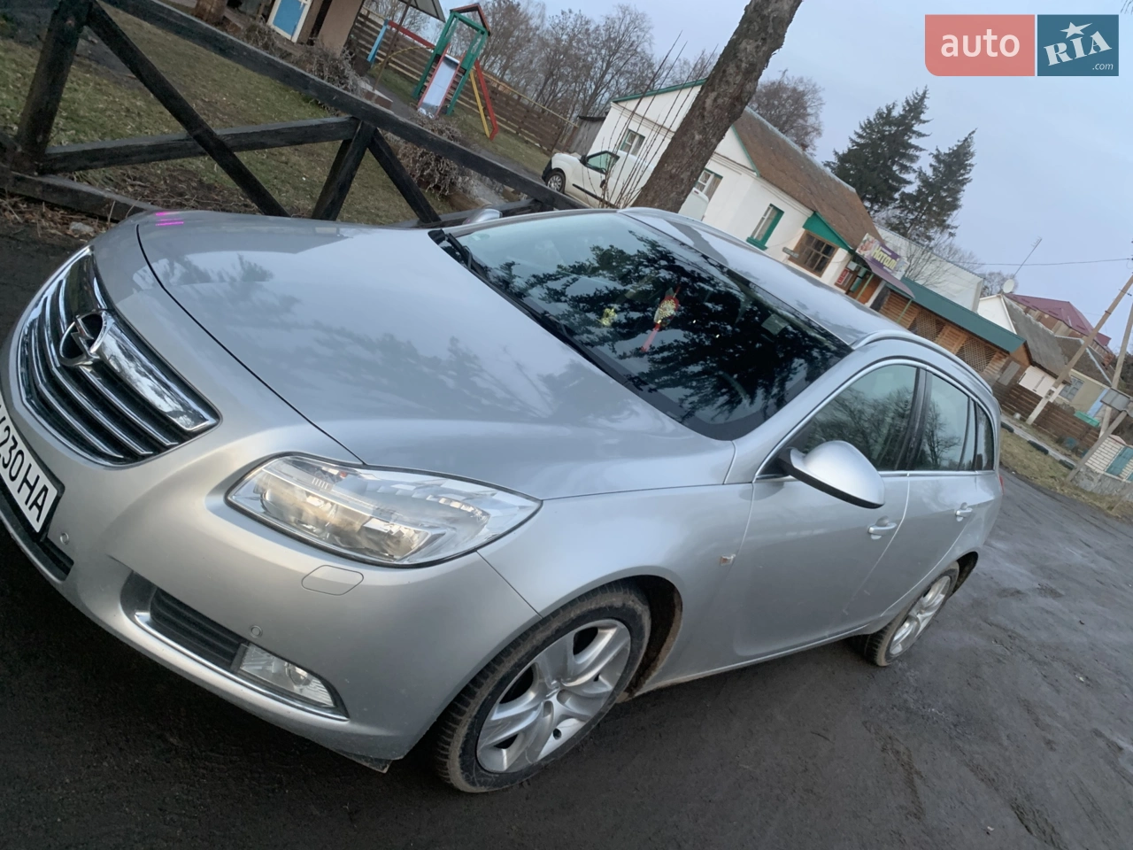2010 Opel Insignia - мініатюра 15