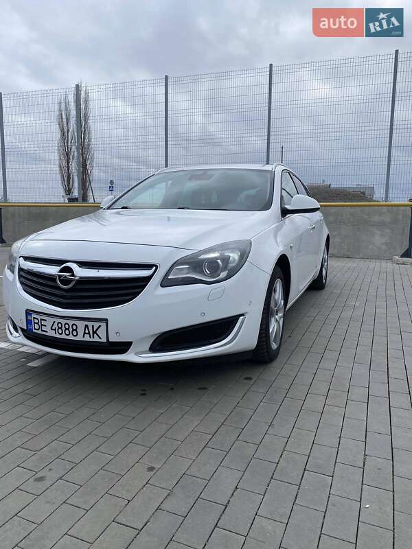 Универсал Opel Insignia 2015 в Первомайске фото Универсал Opel Insignia 2015 в Первомайске
