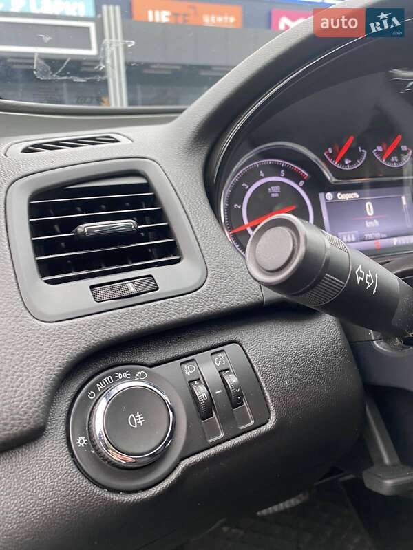 Универсал Opel Insignia 2015 в Первомайске фото 16 Универсал Opel Insignia 2015 в Первомайске