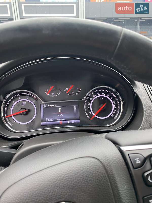 Универсал Opel Insignia 2015 в Первомайске фото 31 Универсал Opel Insignia 2015 в Первомайске