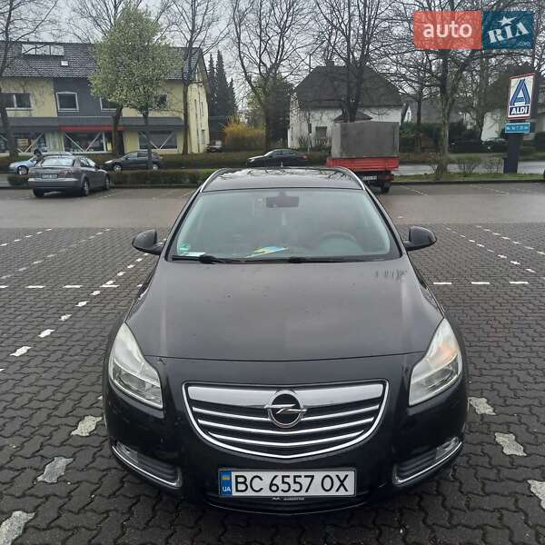 Универсал Opel Insignia 2011 в Львове