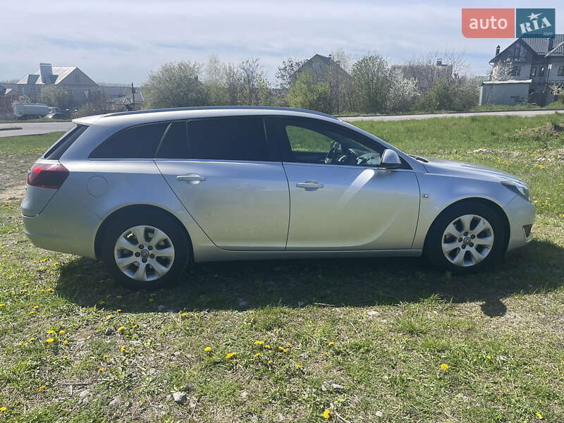 Универсал Opel Insignia 2014 в Хмельницком