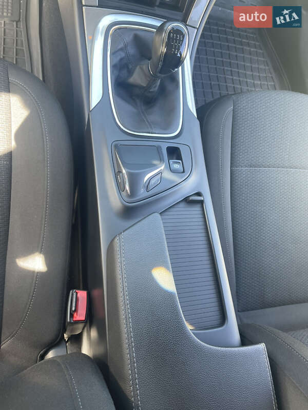 Универсал Opel Insignia 2014 в Хмельницком