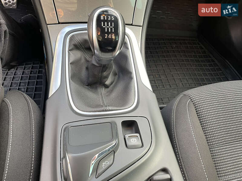 Універсал Opel Insignia 2015 в Києві фото 19 Універсал Opel Insignia 2015 в Києві