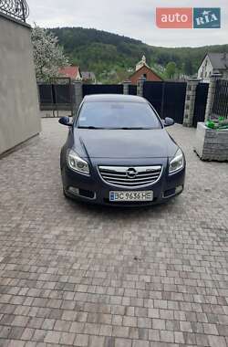 Седан Opel Insignia 2010 в Миколаєві