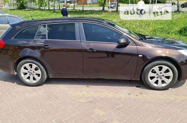 Универсал Opel Insignia 2013 в Хмельницком