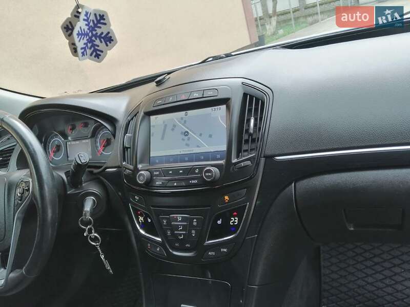 Універсал Opel Insignia 2015 в Івано-Франківську