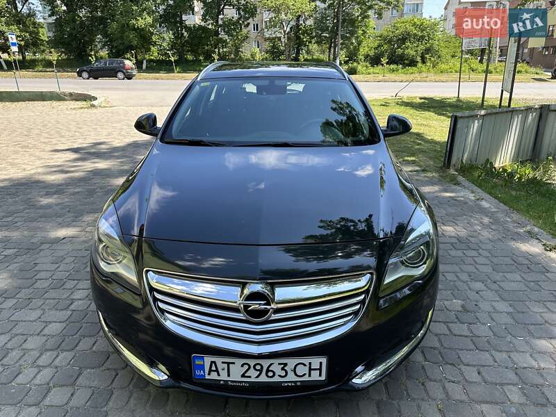 Универсал Opel Insignia 2013 в Черновцах