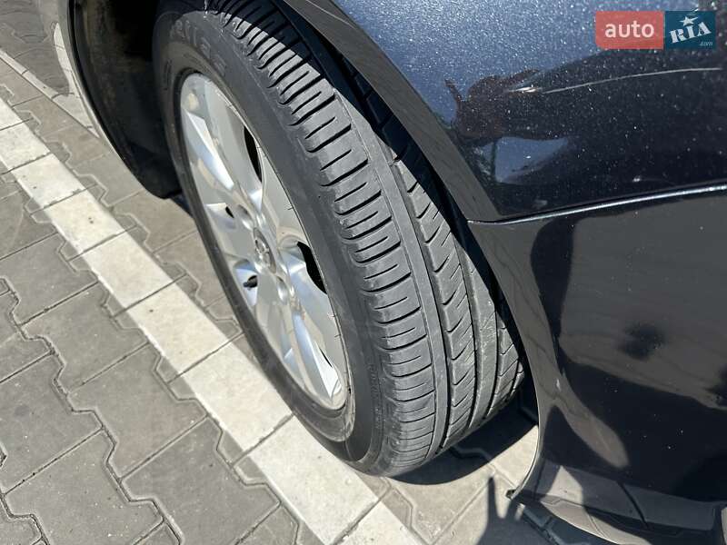 Универсал Opel Insignia 2013 в Черновцах