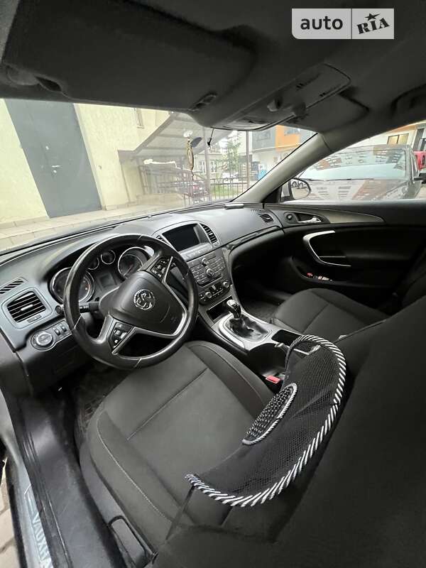 Ліфтбек Opel Insignia 2009 в Івано-Франківську