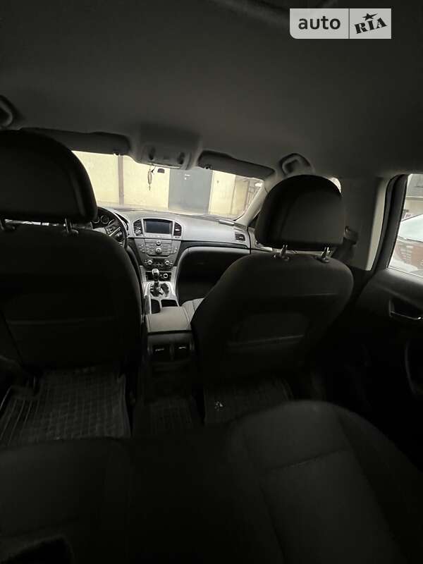 Ліфтбек Opel Insignia 2009 в Івано-Франківську