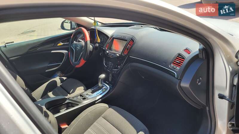 Універсал Opel Insignia 2016 в Хмельницькому