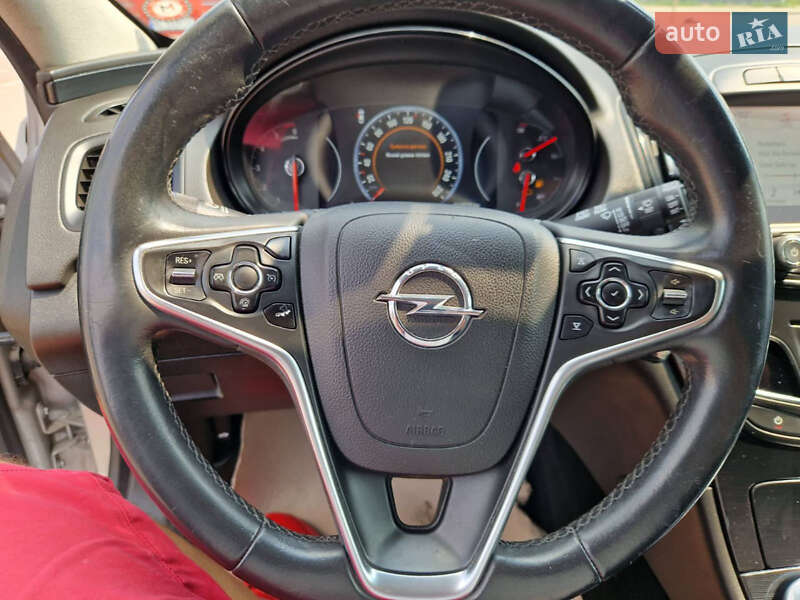 Універсал Opel Insignia 2016 в Нововолинську
