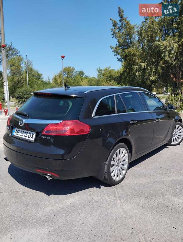 Універсал Opel Insignia 2009 в Дніпрі