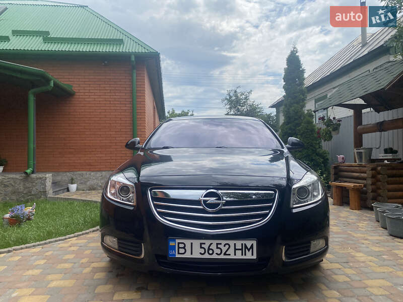 Седан Opel Insignia 2009 в Котельве