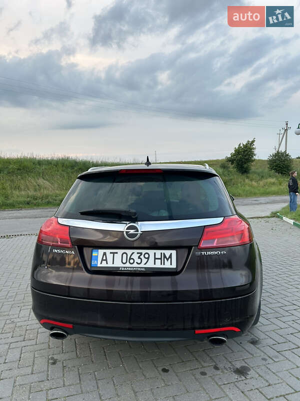 Универсал Opel Insignia 2012 в Ирпене