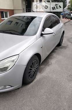 Лифтбек Opel Insignia 2011 в Киеве