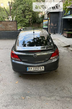 Лифтбек Opel Insignia 2009 в Запорожье