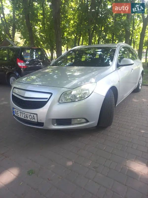Opel Insignia 2011