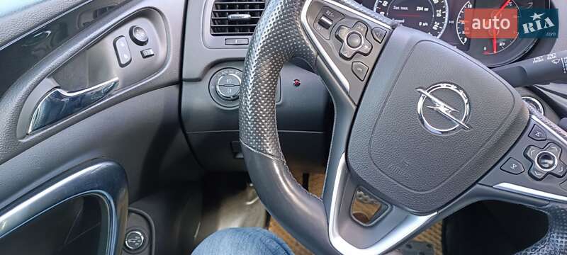 Универсал Opel Insignia 2015 в Ужгороде