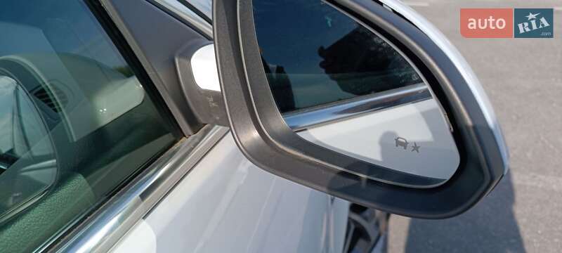 Универсал Opel Insignia 2015 в Ужгороде