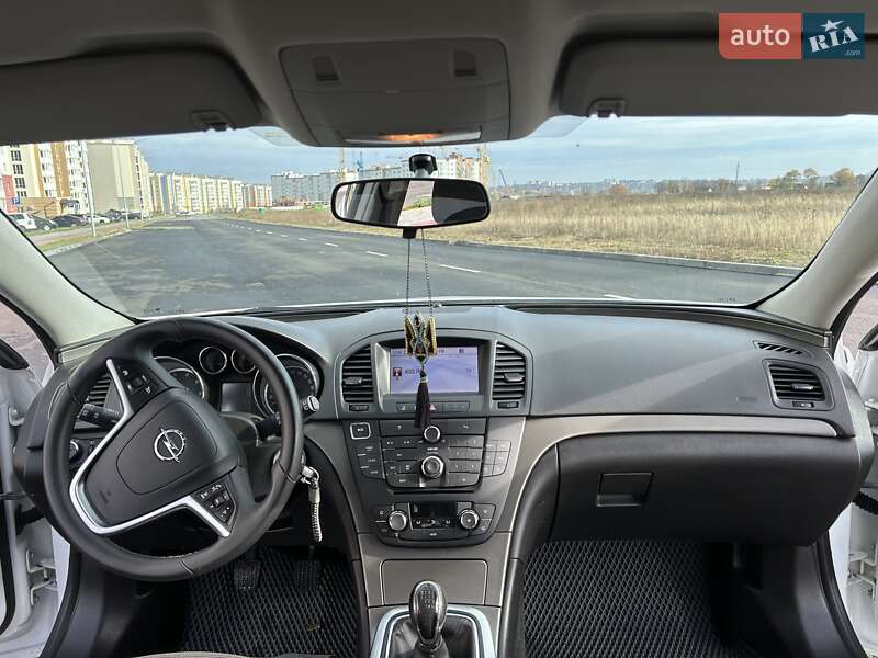 Універсал Opel Insignia 2013 в Вінниці