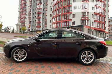 Ліфтбек Opel Insignia 2010 в Івано-Франківську