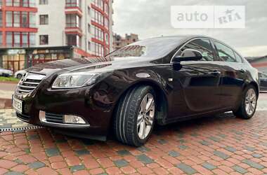 Ліфтбек Opel Insignia 2010 в Івано-Франківську