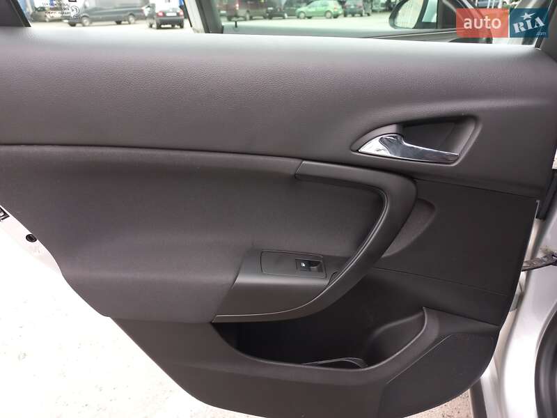 Универсал Opel Insignia 2011 в Ивано-Франковске фото 59 Универсал Opel Insignia 2011 в Ивано-Франковске