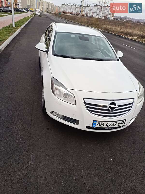 Универсал Opel Insignia 2013 в Виннице